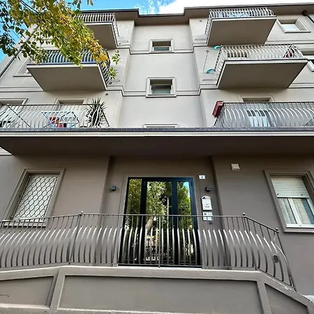 Moderno Bilocale A 90m Dal Mare Con Posto Auto - Cinzia Apartment