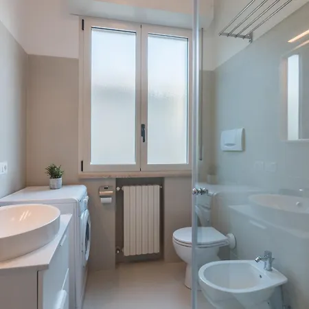 Moderno Bilocale A 90m Dal Mare Con Posto Auto - Cinzia Apartamento Rímini