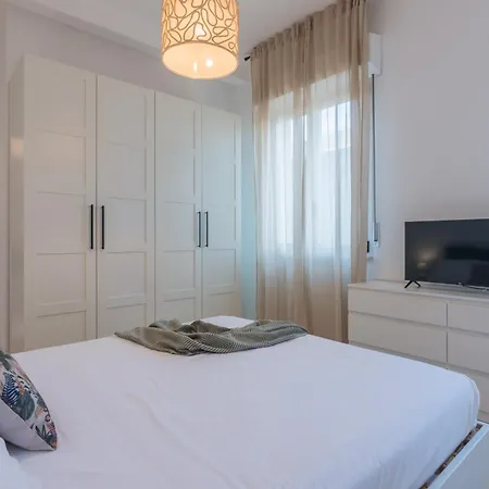 Moderno Bilocale A 90m Dal Mare Con Posto Auto - Cinzia רימיני