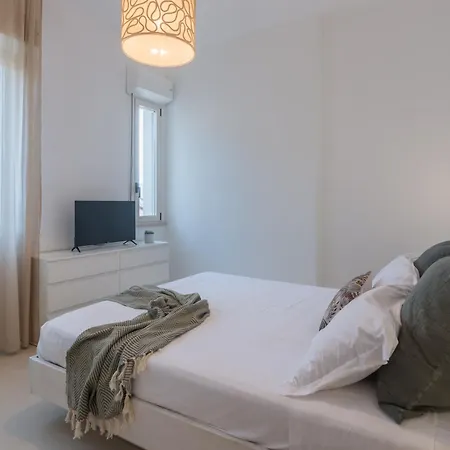 Moderno Bilocale A 90m Dal Mare Con Posto Auto - Cinzia *