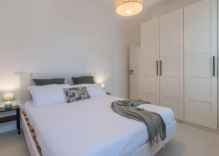 Moderno Bilocale A 90m Dal Mare Con Posto Auto - Cinzia * Rimini