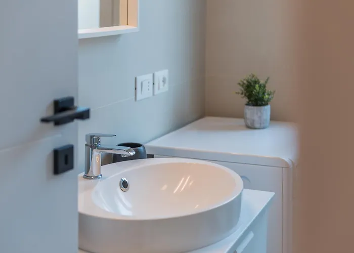 Lägenhet Moderno Bilocale A 90m Dal Mare Con Posto Auto - Cinzia Rimini