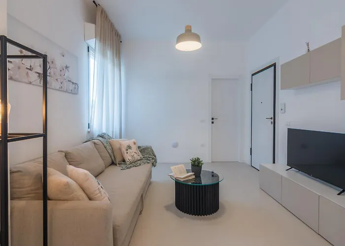Appartement Moderno Bilocale A 90m Dal Mare Con Posto Auto - Cinzia *