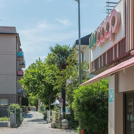 Moderno Bilocale A 90m Dal Mare Con Posto Auto - Cinzia Ρίμινι